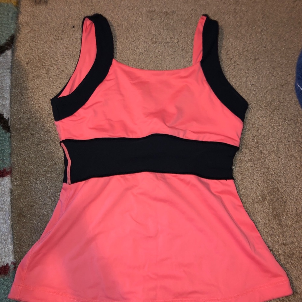 Lululemon flare tank top size 6